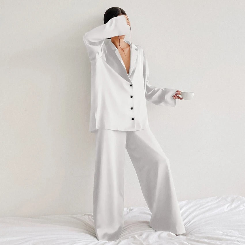 Loungewear Club™️ | Pyjama en soie surdimensionné