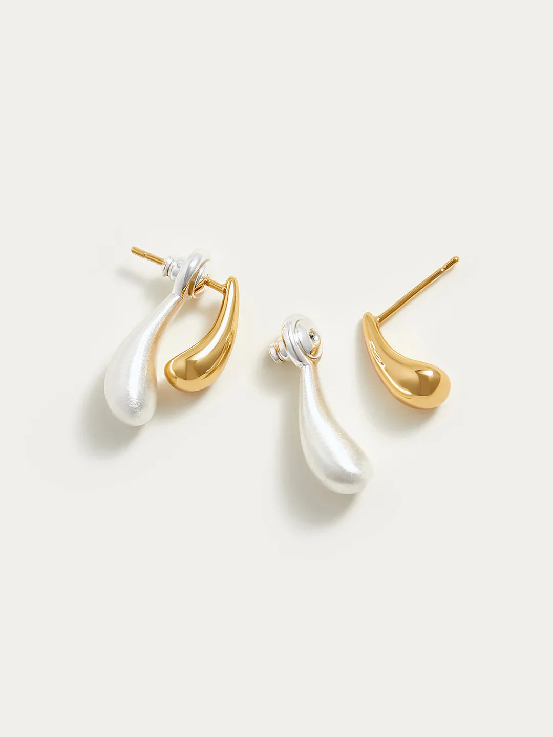 Loungewear Club™ | Boucles d'oreilles goutte d'eau bicolores toujours élégantes