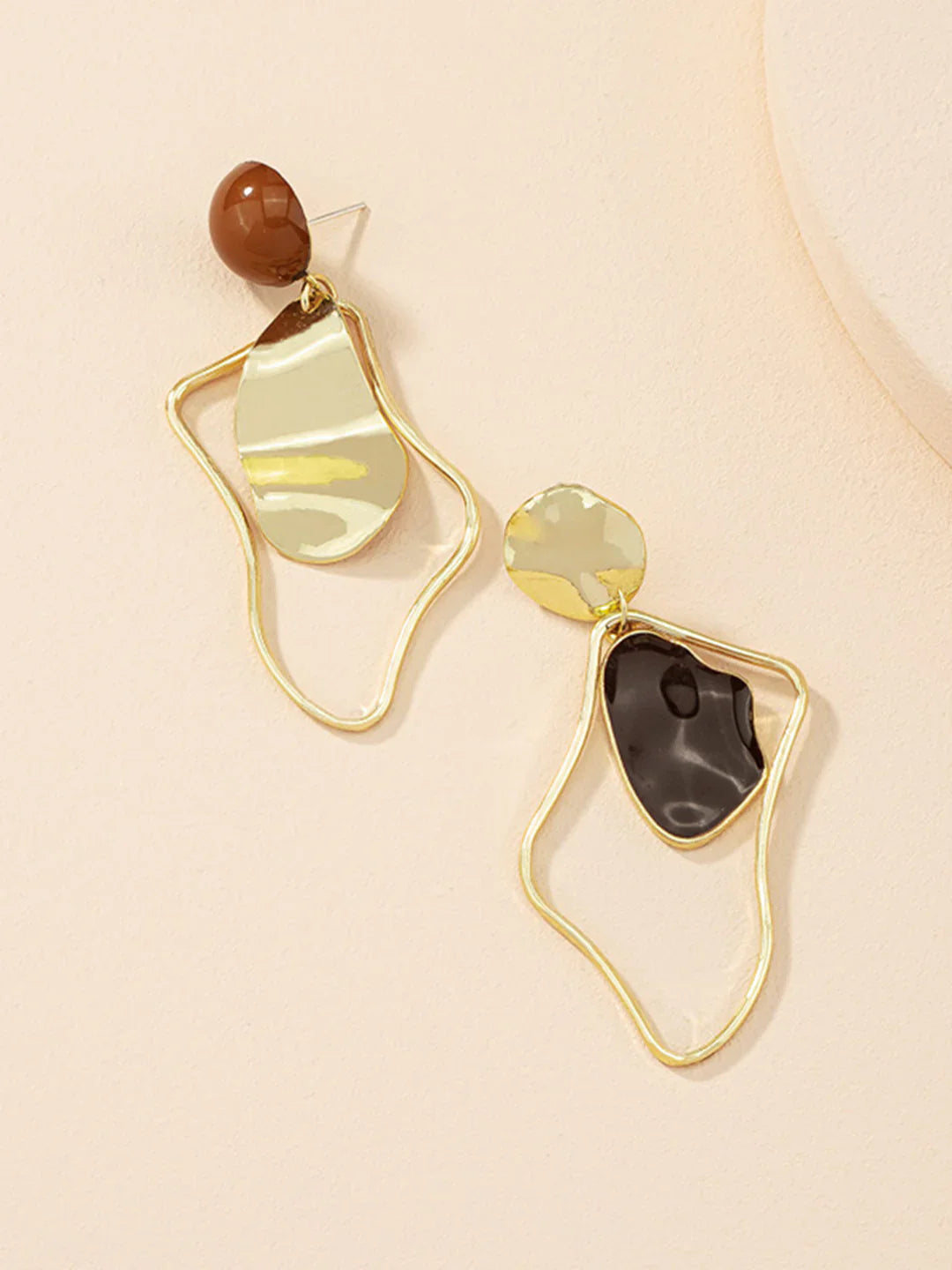Loungewear Club™ | Boucles d'oreilles pendantes irrégulières de mode rétro