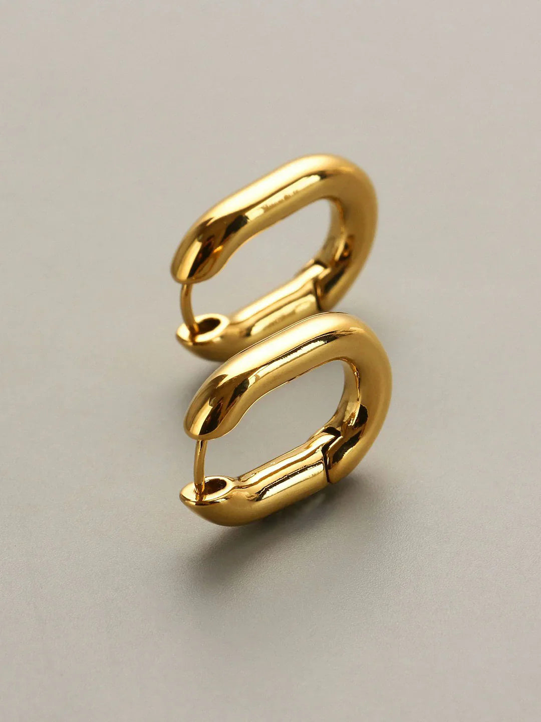 Loungewear Club™ | Boucles d'oreilles en danse carrée