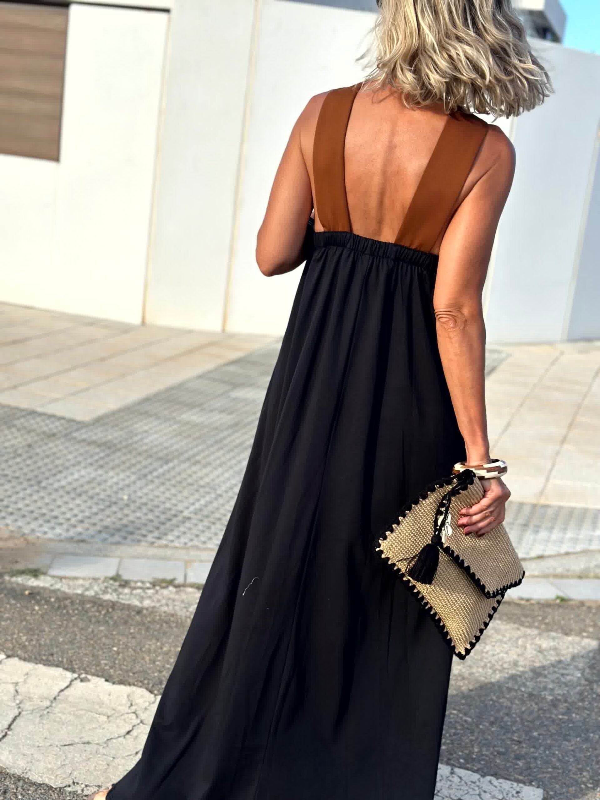 CANELA | Robe à décolleté croisé