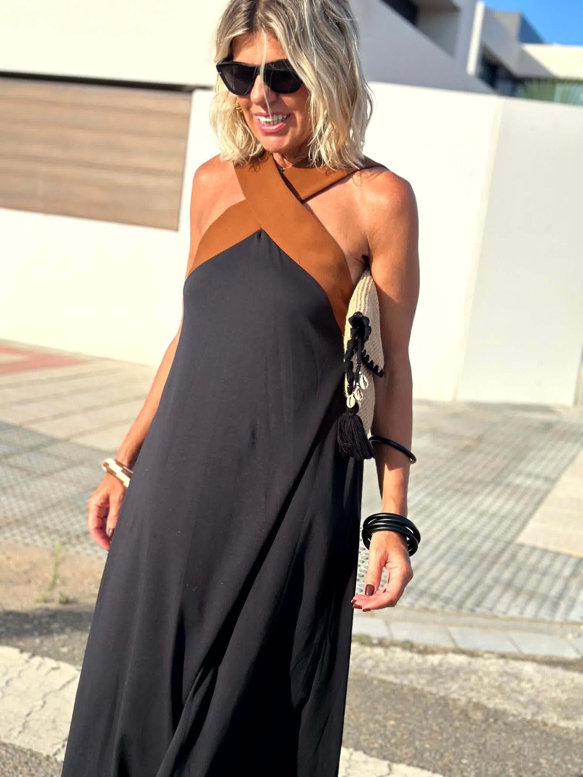 CANELA | Robe à décolleté croisé
