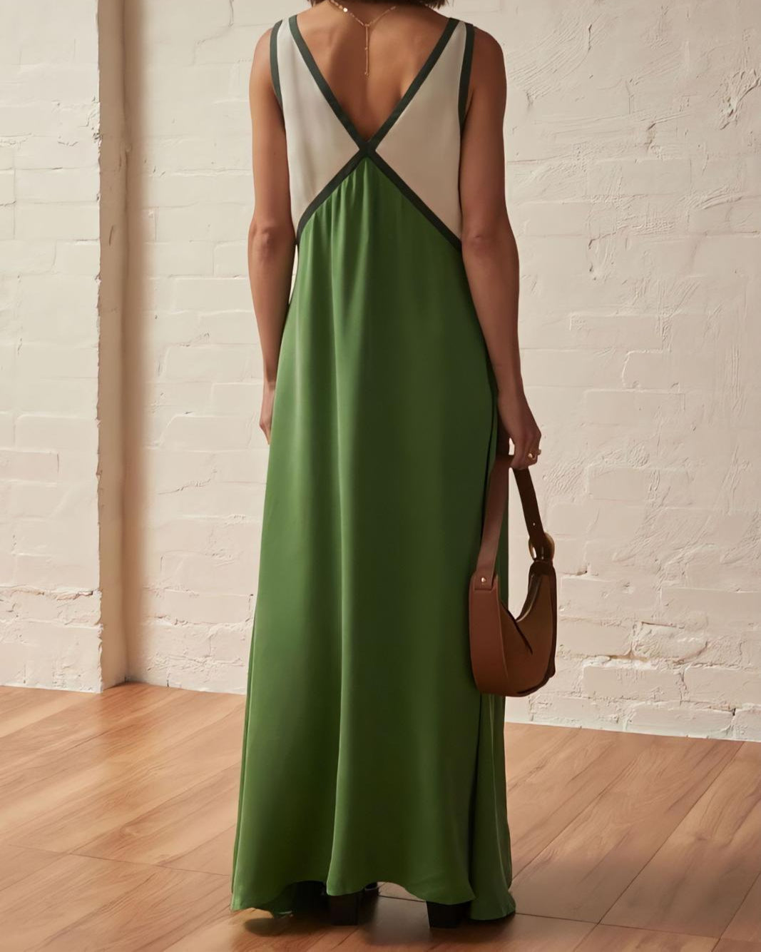 DONNA | Robe longue à col en V