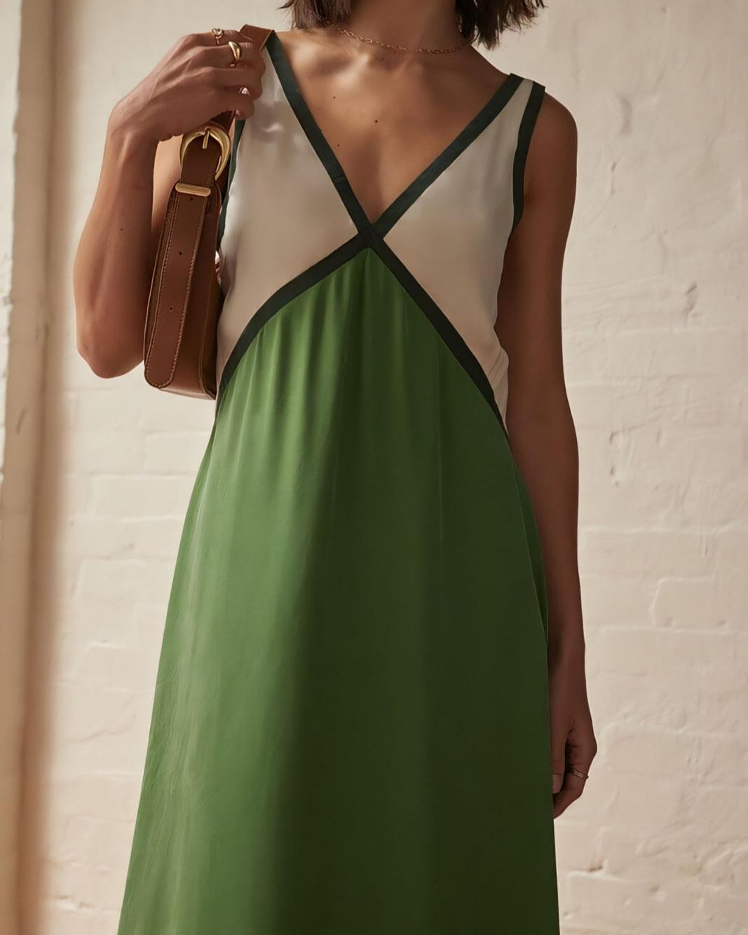 DONNA | Robe longue à col en V