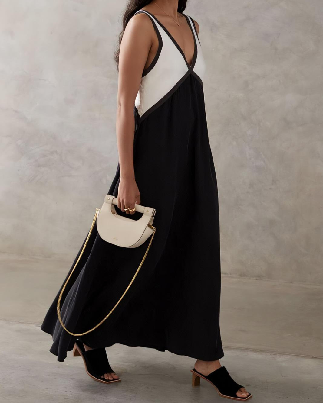 DONNA | Robe longue à col en V