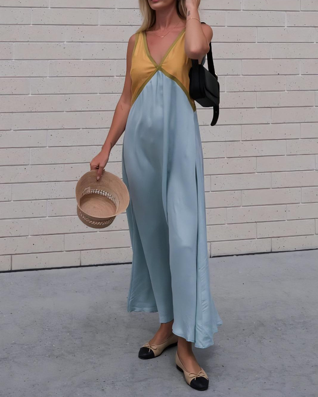 DONNA | Robe longue à col en V