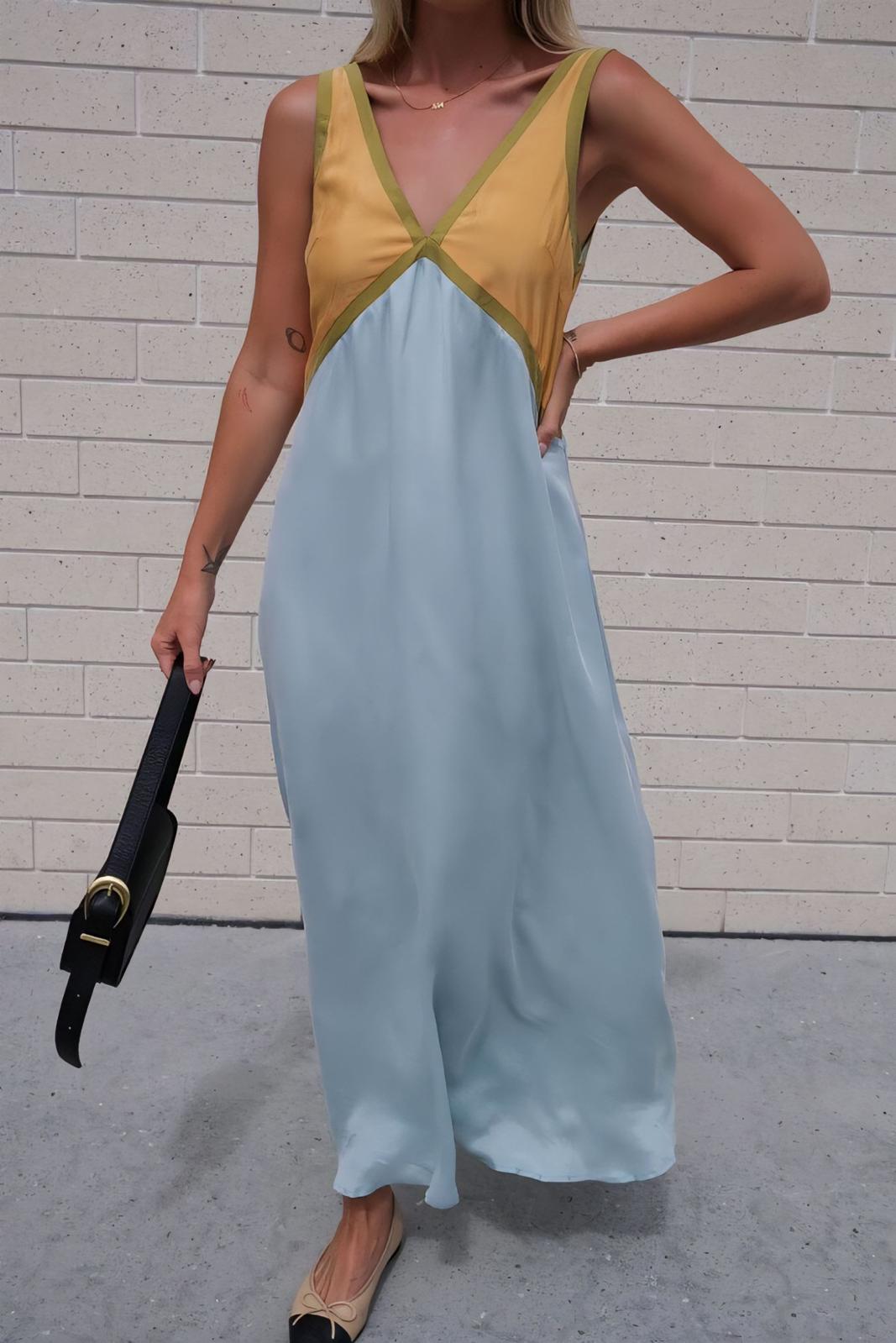 DONNA | Robe longue à col en V
