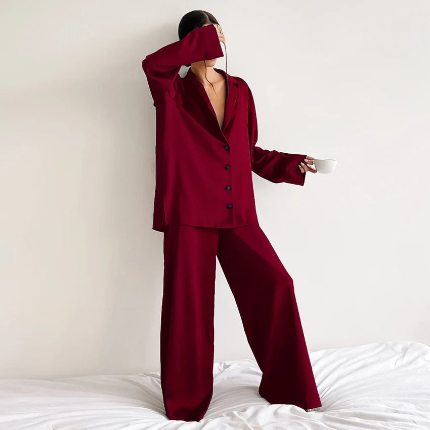 Loungewear Club™️ | Pyjama en soie surdimensionné