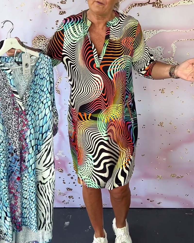 Loungewear Club™ | Robe à illusion optique et coupe T-shirt