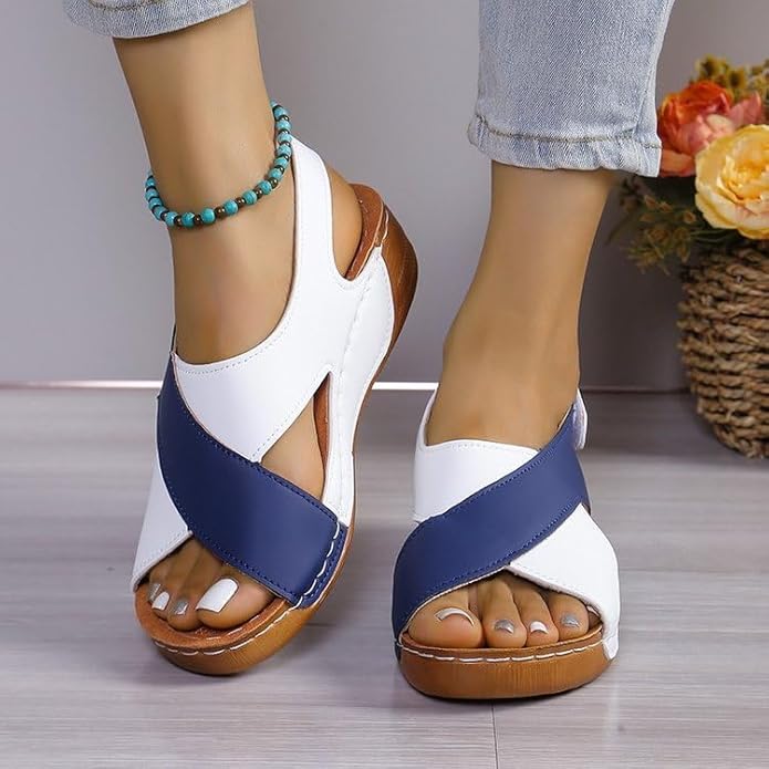 Loungewear Club™ | Sandales compensées avec lanières croisées