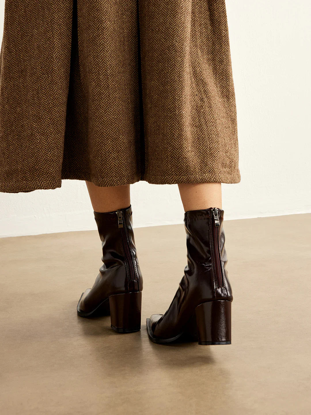 Loungewear Club™ | Bottes Cheville à Talon Épais avec Fermeture Éclair