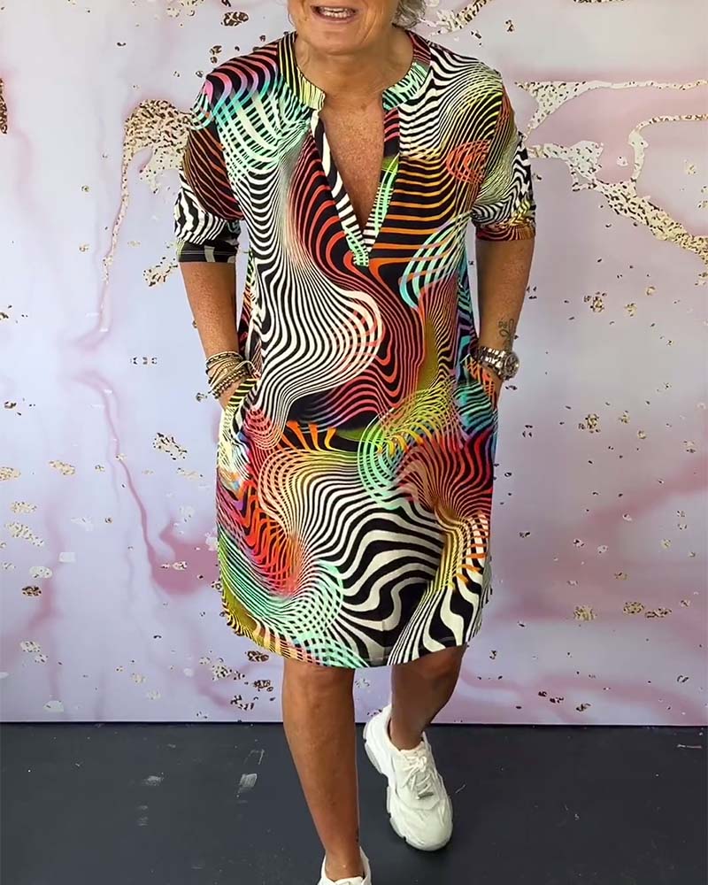 Loungewear Club™ | Robe à illusion optique et coupe T-shirt