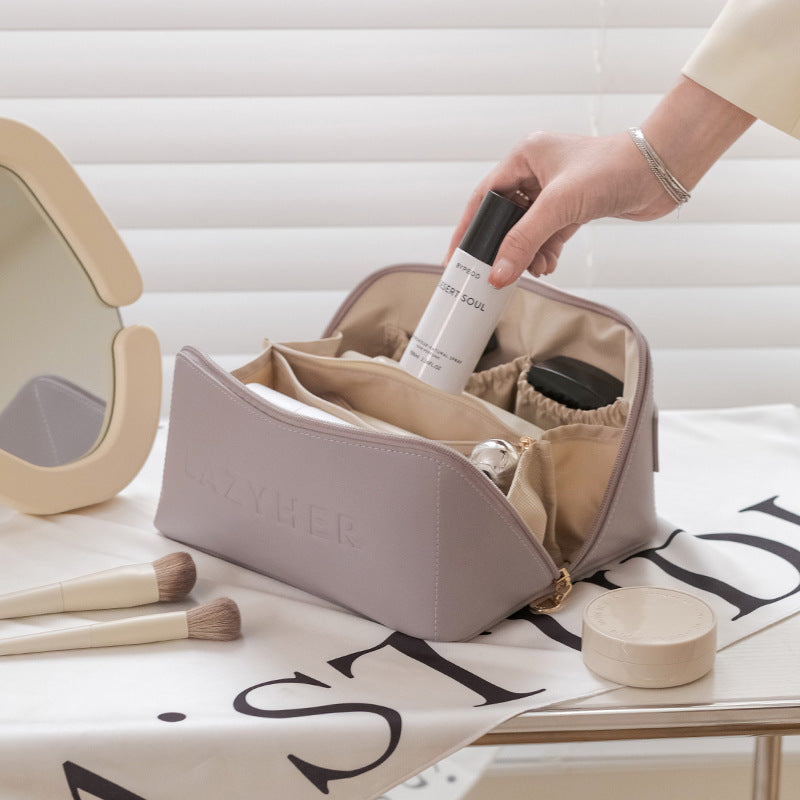 Loungewear Club™️ | Pochette beauté premium